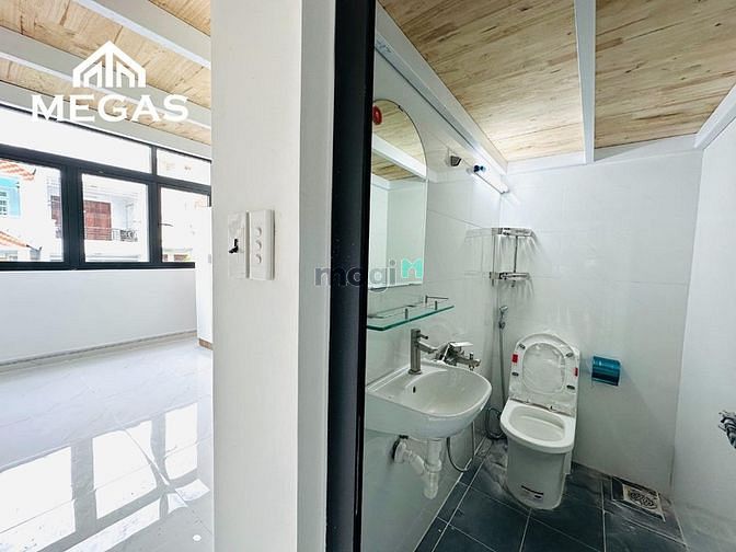 Hình ảnh Duplex full nội thất - Cửa sổ Thoáng - Gần Văn Lang