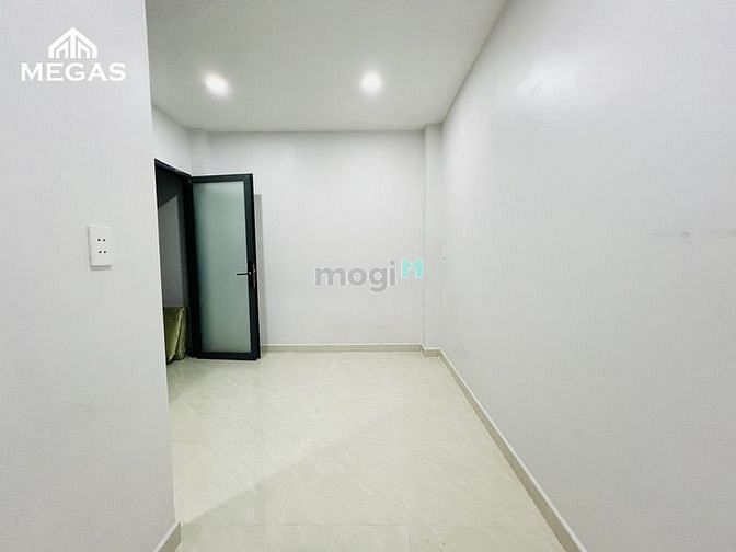 Hình ảnh Studio mới xây thoáng mát - Ngay sau lưng Văn Lang