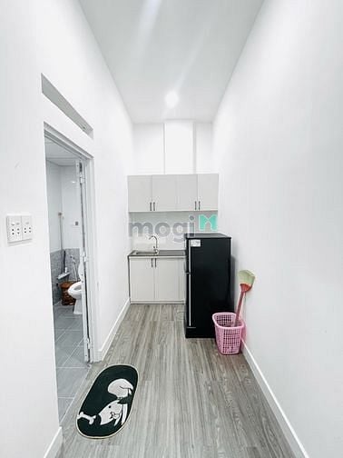 Hình ảnh 2 Phòng Ngủ Bancol + 1 Phòng Khách Mới 100% , Full Nội Thất