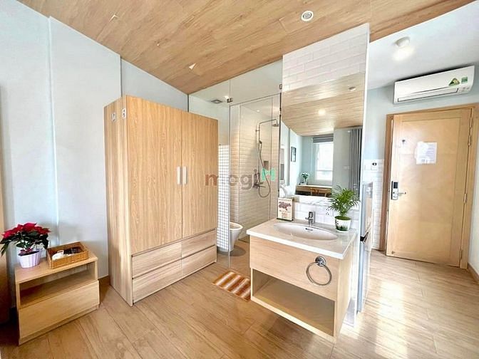 Hình ảnh Thuê Căn Hộ HOÀNG HOA THÁM Bình Thạnh Ban Công Lớn Gần Chợ Bà Chiểu