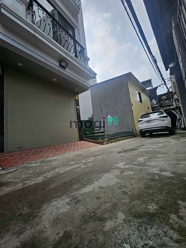 Hình ảnh Đất Ngọc Thụy 60m2, ô tô ngủ trong đất. Gần Việt Pháp
