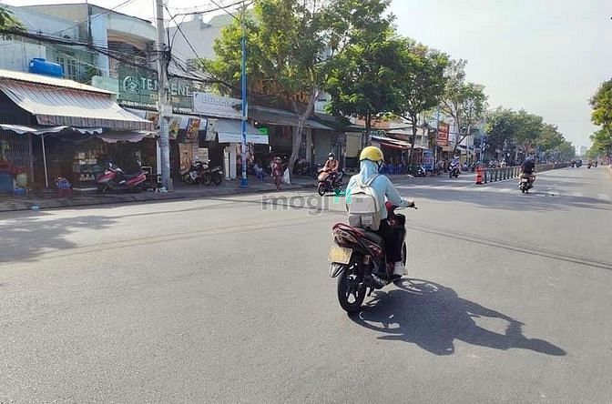 Hình ảnh Cho thuê nhà mặt tiền nguyên căn