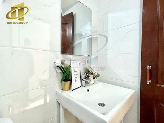 Hình ảnh Căn gác ban công giá hssv gần đại học Tôn Đức Thắng