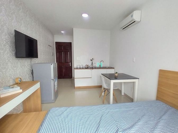 Hình ảnh Studio cửa sổ to, full nt , phòng như hình