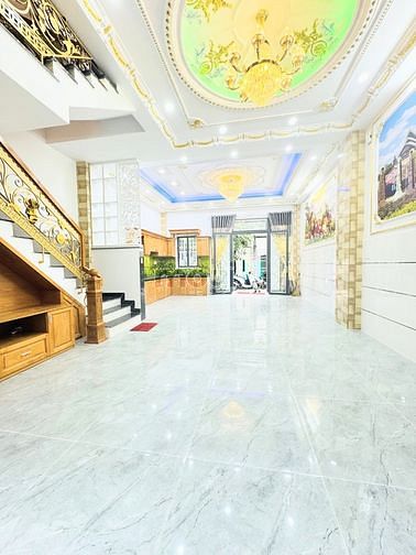 Hình ảnh Bán nhà siêu phẩm đường Lê Văn Quới, ngang 6m