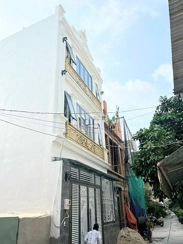 Hình ảnh Bán nhà siêu phẩm đường Lê Văn Quới, ngang 6m