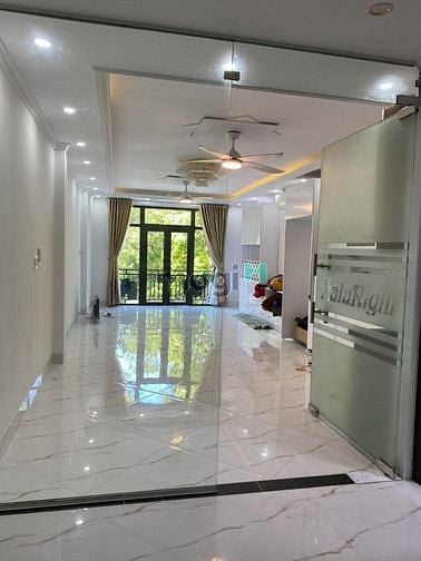 Hình ảnh Bán nhà mặt phố Xa La - Hà Đông