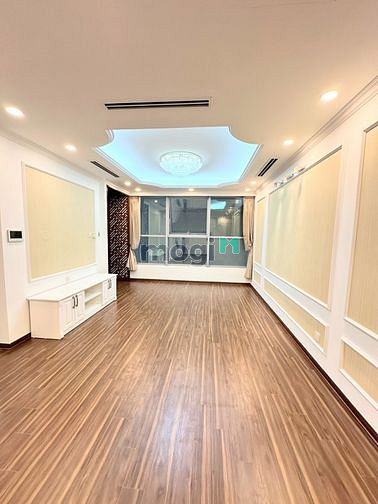 Hình ảnh Bán gấp Trang Chủ MB66.COM / Đăng Ký Tặng 66K chung cư số 6 đội nhân DT : 90M2 Giá 5 tỷ