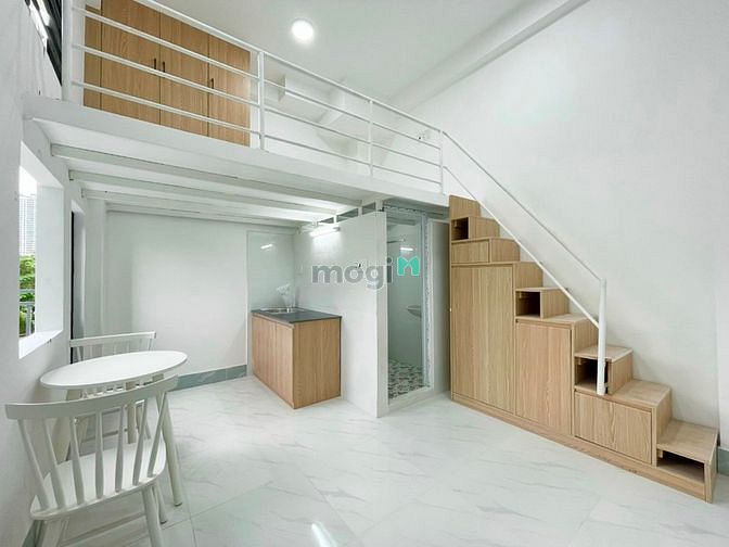 Hình ảnh 1 Căn Phòng DUPLEX Đang Trống Sẵn , Có Ban Công Thoáng Q2
