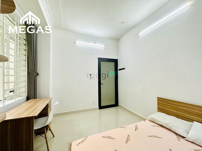 Hình ảnh Căn Hộ 2PN Ban Công Lớn Full Nội Thất Ngay Chợ Hoàng Hoa Thám Tân Bình