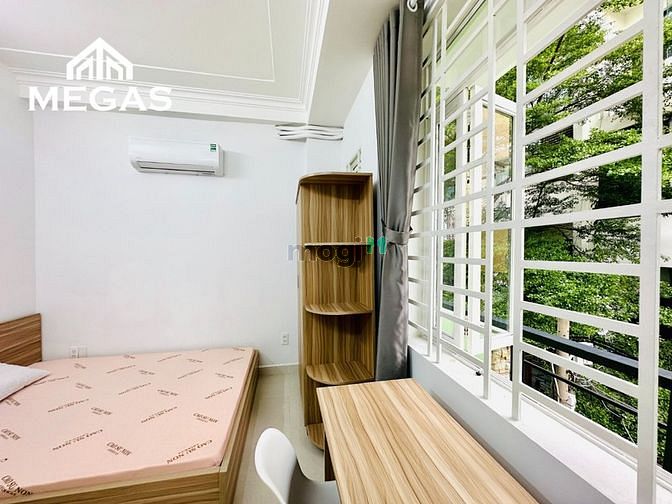 Hình ảnh Căn Hộ 2PN Ban Công Lớn Full Nội Thất Ngay Chợ Hoàng Hoa Thám Tân Bình