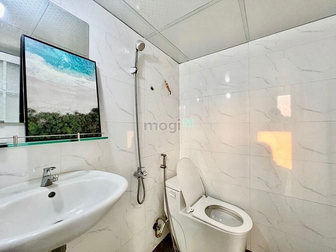 Hình ảnh Cho thuê phòng ban công Full nội thất Giá Rẻ ngay Đầm Sen