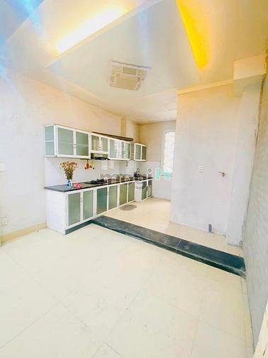Hình ảnh Hiếm! TT Thái Thịnh-Đống Đa Ô tô. 70m 2PN 1VS, chỉ 2,42 tỷ