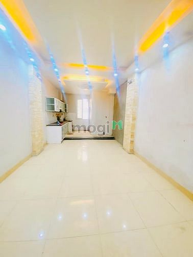 Hình ảnh Hiếm! TT Thái Thịnh-Đống Đa Ô tô. 70m 2PN 1VS, chỉ 2,42 tỷ