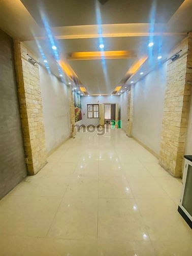 Hình ảnh Hiếm! TT Thái Thịnh-Đống Đa Ô tô. 70m 2PN 1VS, chỉ 2,42 tỷ