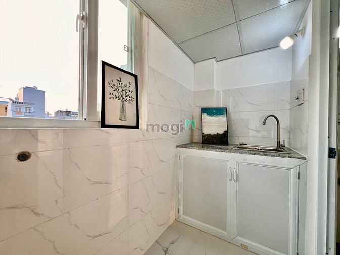 Hình ảnh Cho thuê phòng ban công Full nội thất Giá Rẻ ngay Đầm Sen