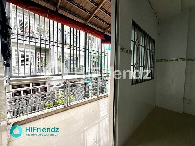 Hình ảnh Trống lại phòng studio bancol nội thất cơ bản_Giáp Tân Phú-Bình Tân