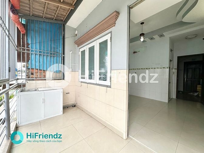 Hình ảnh Trống lại phòng studio bancol nội thất cơ bản_Giáp Tân Phú-Bình Tân