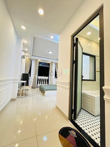 Hình ảnh Căn Hộ Ban Công , Full Nội Thất , Gần Emart Phan Văn Trị