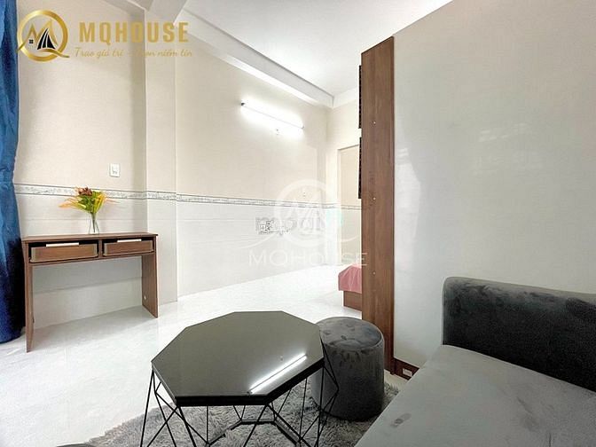 Hình ảnh Studio Trên Đường Cánh Mạng Tháng 8 Gần Phạm Văn Hai Trường Sa
