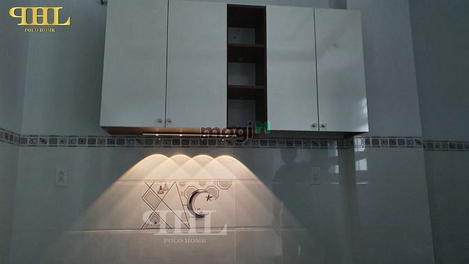 Hình ảnh Studio Trên Đường Cánh Mạng Tháng 8 Gần Phạm Văn Hai Trường Sa
