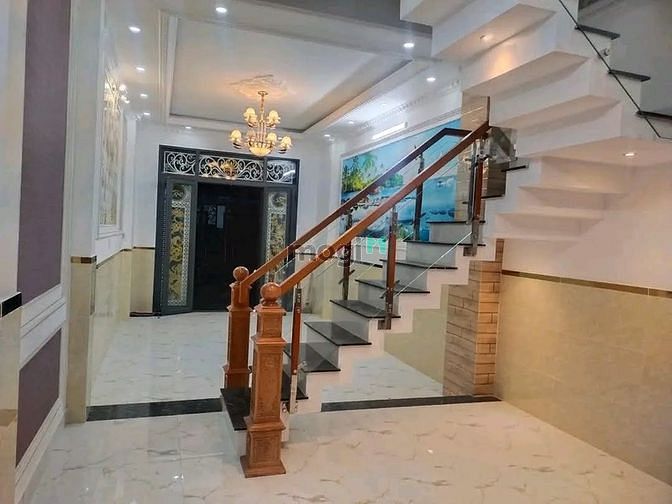 Hình ảnh NHÀ CŨ Q3 đg Bàn Cờ 33m2 2PN 1ty350 đã có sổ