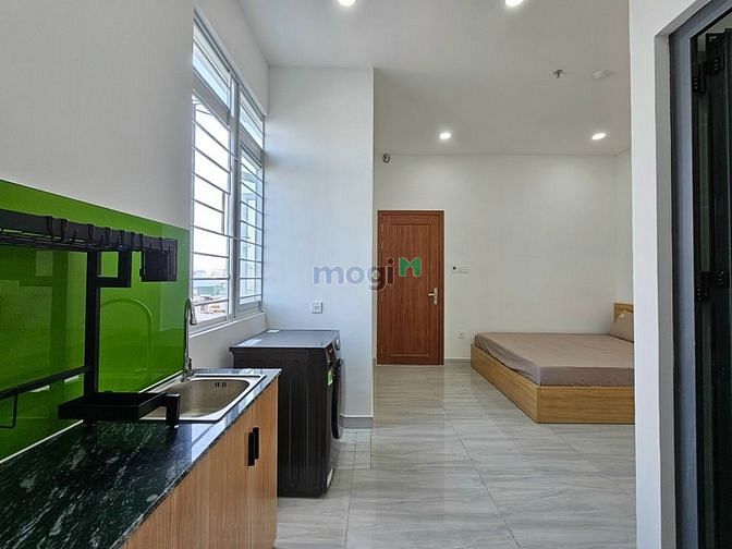 Hình ảnh Cho thuê phòng cửa sổ thoáng mát, đủ nội thất mới, gần Lotte Quận 7