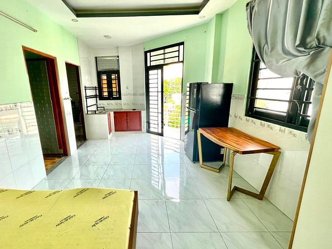Hình ảnh CHDV Full Nội Thất Ban Công Siêu Rộng ngay Trương Phước Phan, Bình Tân