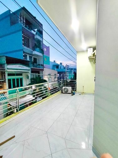 Hình ảnh CHDV Full Nội Thất Ban Công Siêu Rộng ngay Trương Phước Phan, Bình Tân