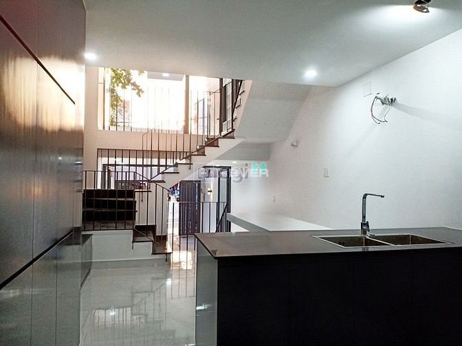 Hình ảnh Bán nhà đẹp 5 tầng, pháp lý SH hoàn công đầy đủ thiết kế hiện đại