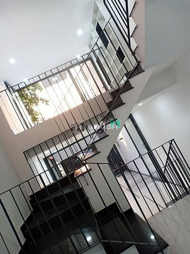Hình ảnh Bán nhà đẹp 5 tầng, pháp lý SH hoàn công đầy đủ thiết kế hiện đại