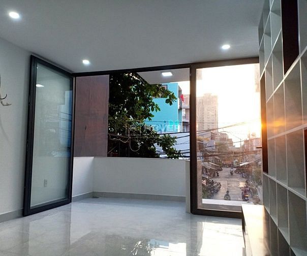 Hình ảnh Bán nhà đẹp 5 tầng, pháp lý SH hoàn công đầy đủ thiết kế hiện đại