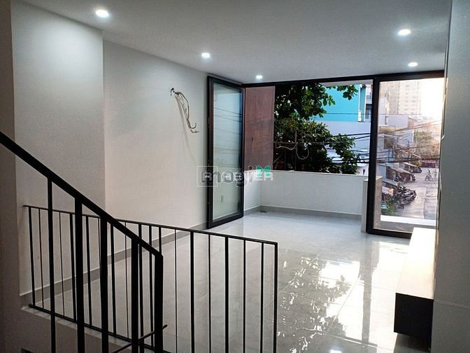 Hình ảnh Bán nhà đẹp 5 tầng, pháp lý SH hoàn công đầy đủ thiết kế hiện đại