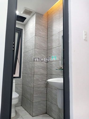 Hình ảnh Bán nhà đẹp 5 tầng, pháp lý SH hoàn công đầy đủ thiết kế hiện đại
