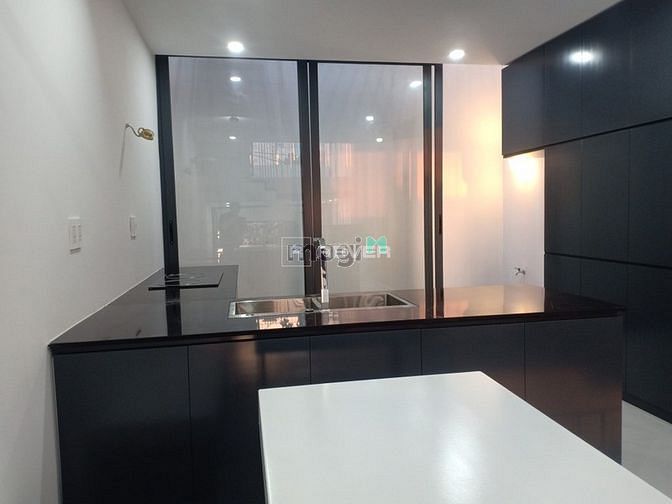 Hình ảnh Bán nhà đẹp 5 tầng, pháp lý SH hoàn công đầy đủ thiết kế hiện đại