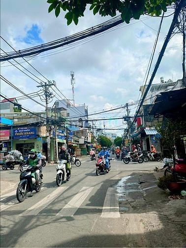 Hình ảnh Ngộp. cần bán nhà mặt tiền Khuông việt, 4.3x15. 4 lầu, Tiện kinh doanh