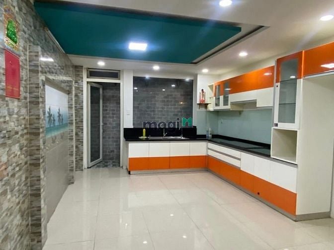 Hình ảnh Ngộp. cần bán nhà mặt tiền Khuông việt, 4.3x15. 4 lầu, Tiện kinh doanh