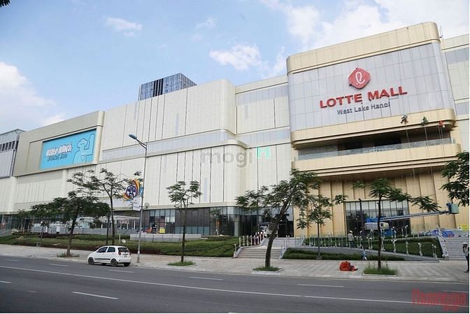 Hình ảnh CỰC HIẾM Bán đất MẶT PHỐ Lạc Long Quân, đối diện LOTTE Mall, 152m2, mặ