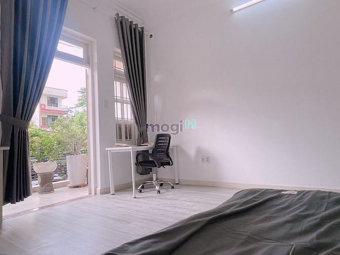 Hình ảnh Căn Hộ Sát Sân Bay - Ban Công Thoáng Mát - Thang Máy , Full NT