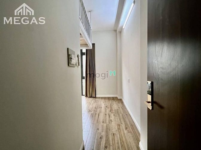Hình ảnh Căn Hộ Mới Xây - Ban Công siêu xịn - Sát ngay Sân Bay Tân Sơn Nhất