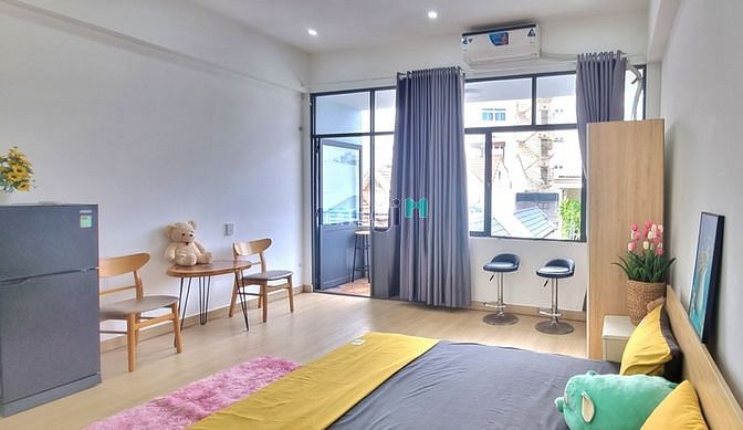 Hình ảnh Căn Hộ Ban Công - Đầy đủ Tiện Nghi - Sát Sân Bay Tân Sơn Nhất