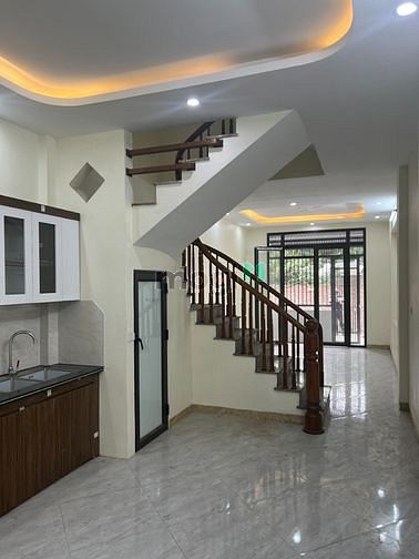 Hình ảnh Nhỉnh hơn 2 tỷ sở hữu ngay căn nhà 3T*57m2, Ô TÔ đỗ gần, 10p ra kđt ĐÔ