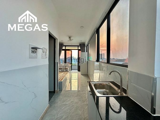 Hình ảnh Studio Mới 100% Có Ban Công , Nội Thất Đầy Đủ Ngay Phan Văn Trị