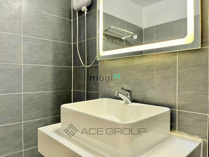 Hình ảnh Siêu phẩm Ban công mặt tiền view thành phố Quận3