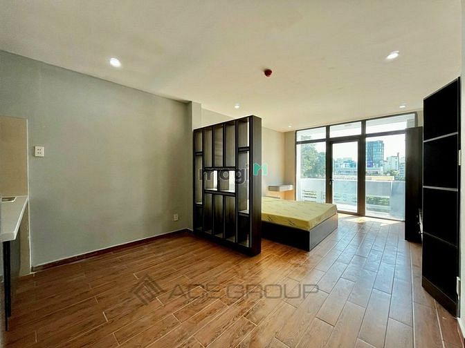 Hình ảnh Siêu phẩm Ban công mặt tiền view thành phố Quận3
