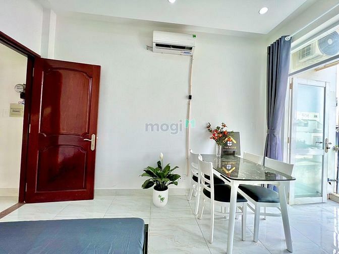 Hình ảnh CHDV 2PN Trung Tâm Quận 7 FULL Nội Thất Ban Công Thoáng Mát