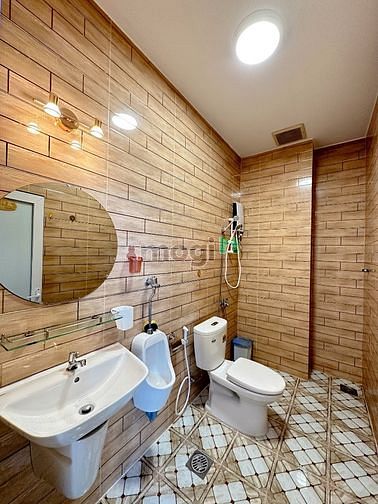 Hình ảnh DẠ NAM Q8 CHDV 1 phòng ngủ nằm ngay trung tâm