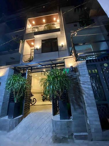 Hình ảnh Bán CHDV Phan Văn TRị Q Bình Thạnh DT 4x13m, 5 Tầng HDT 39 tr/th.