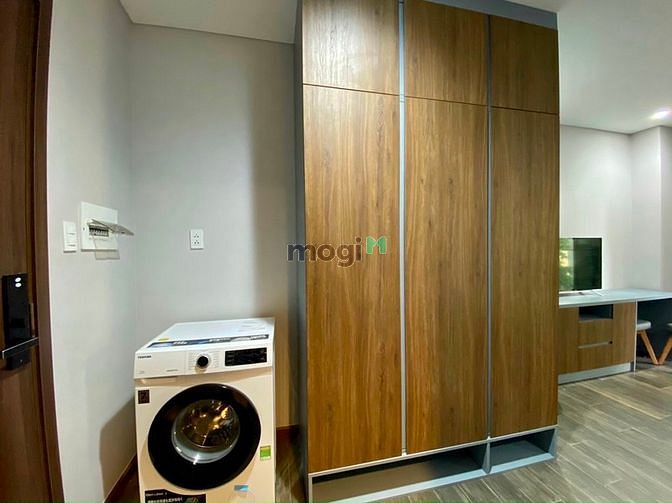 Hình ảnh Studio ban công gần Hà Đô quận 3