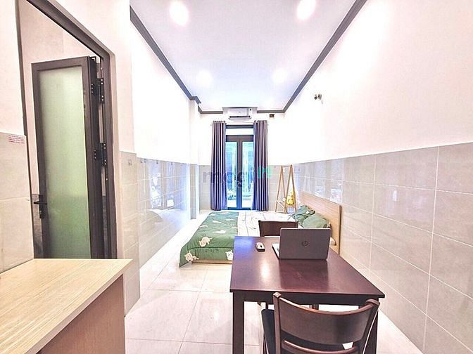Hình ảnh Phòng Studio Full Nội Thất Cửa Sổ To Tại Nguyễn Gia Trí